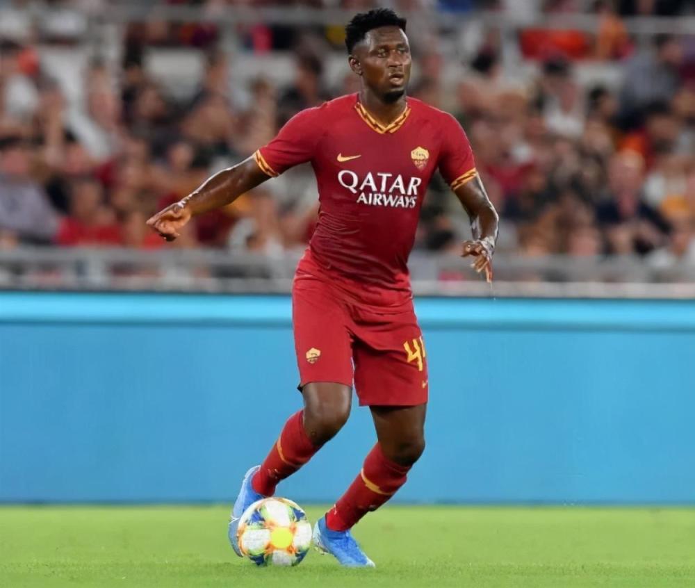 罗马队长荣膺最佳球员奖，成为赛季焦点的简单介绍