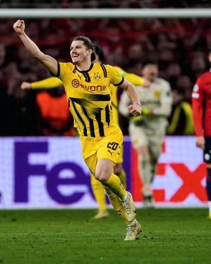 兰斯客场战胜多特蒙德,喜迎三分 兰斯客场战胜多特蒙德,喜迎三分