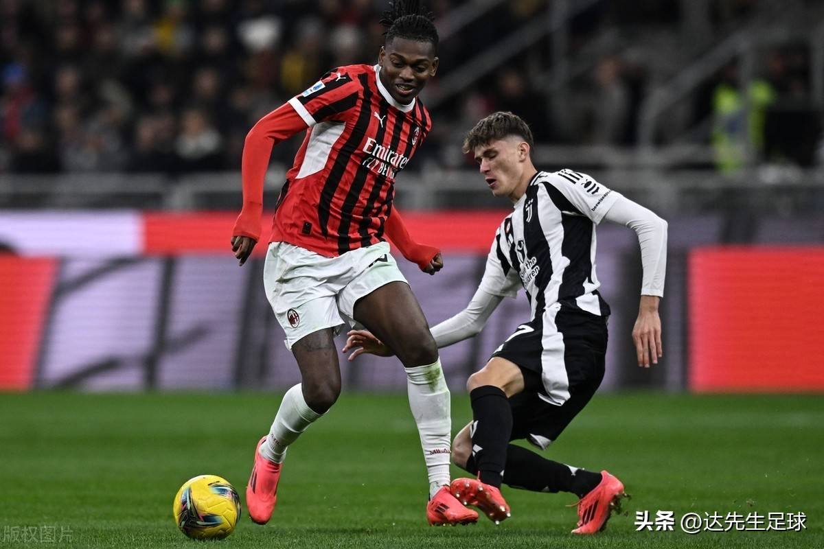尤文图斯逆袭击败AC米兰，豪取胜利