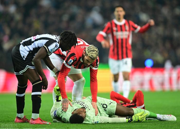 关于AC米兰遭遇连败，危机愈发加剧的信息