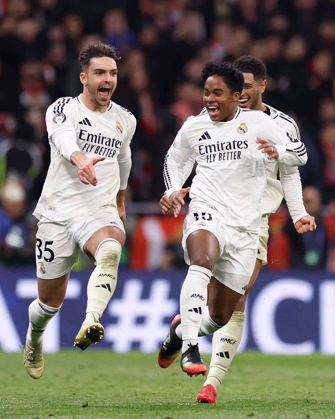 包含马德里竞技客场险胜,欧冠之旅继续的词条 包含马德里竞技客场险胜,欧冠之旅继续的词条