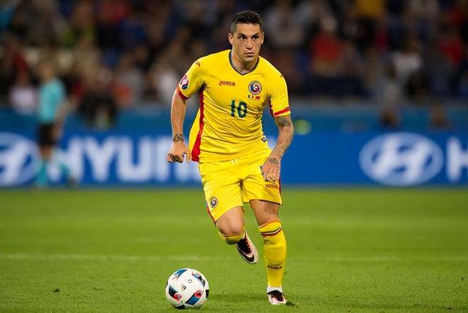 罗马尼亚后卫受伤疑似退出本轮比赛