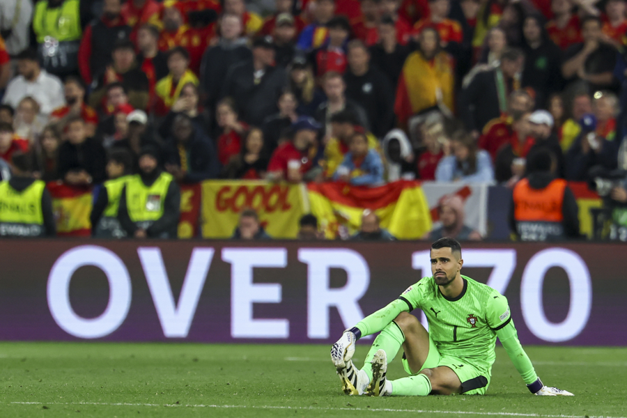 九游体育网页版-葡萄牙队遭遇失利，困境之中寻找突破口的简单介绍