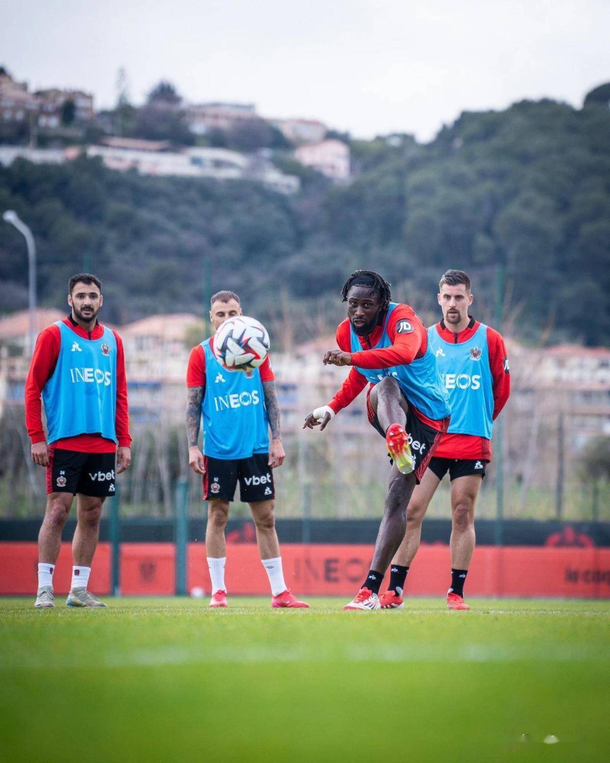 九游体育网页版登录入口-马赛主场大捷，法甲冠军的希望愈发清晰的简单介绍