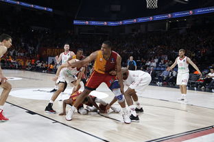 九游体育-皇马对阵多特蒙德，莱万多夫斯基缺席！拜仁中锋新冠病毒检测呈阳性