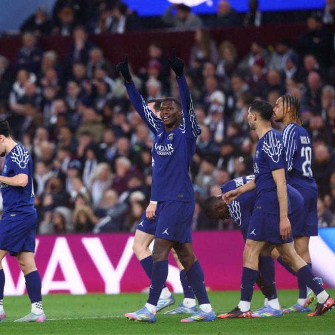 包含里昂客场战胜对手，欧冠前景一片光明的词条