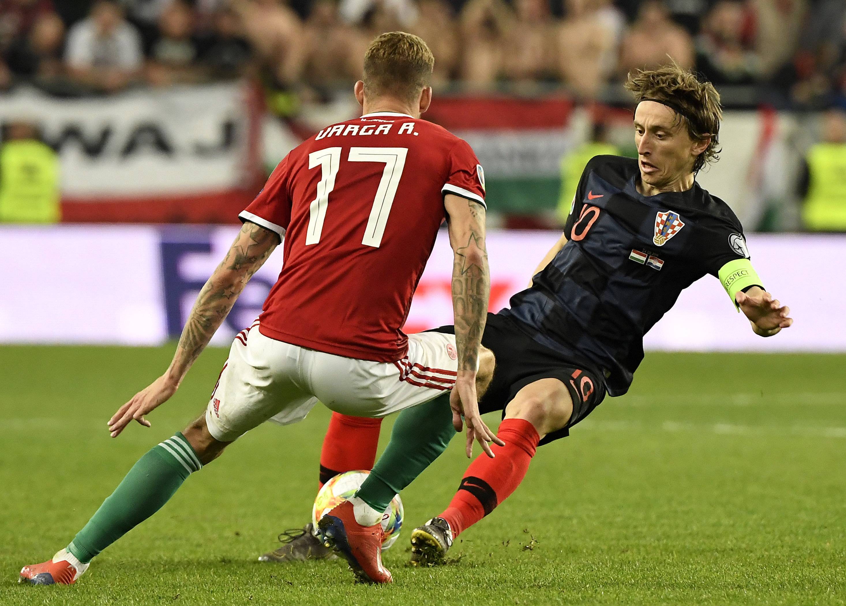 九游体育亚洲官网-匈牙利主场不敌英格兰，欧预赛晋级难