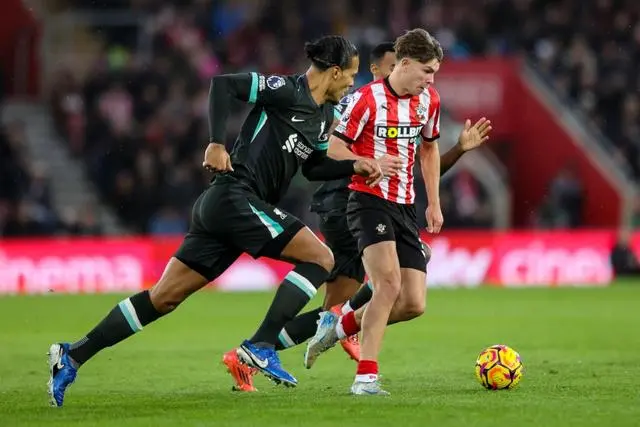 九游体育官网入口-包含埃弗顿-逆转南安普顿，继续逼近前十的词条