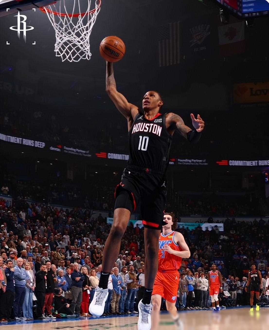 九游体育登录-球队在比赛中狂飙三分球，取得连胜优势