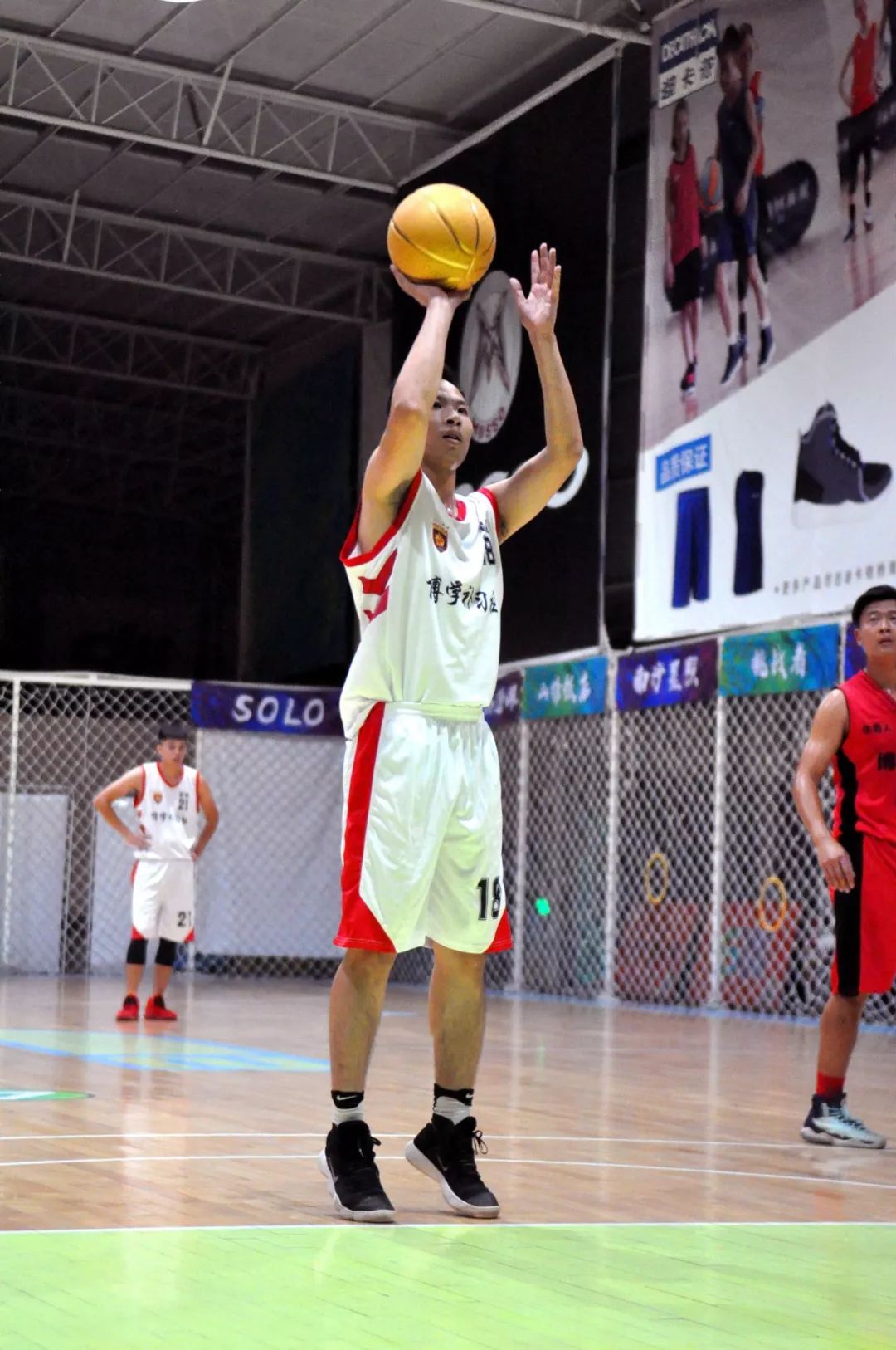 关于南极球队实现逆袭，成功晋级淘汰赛的信息