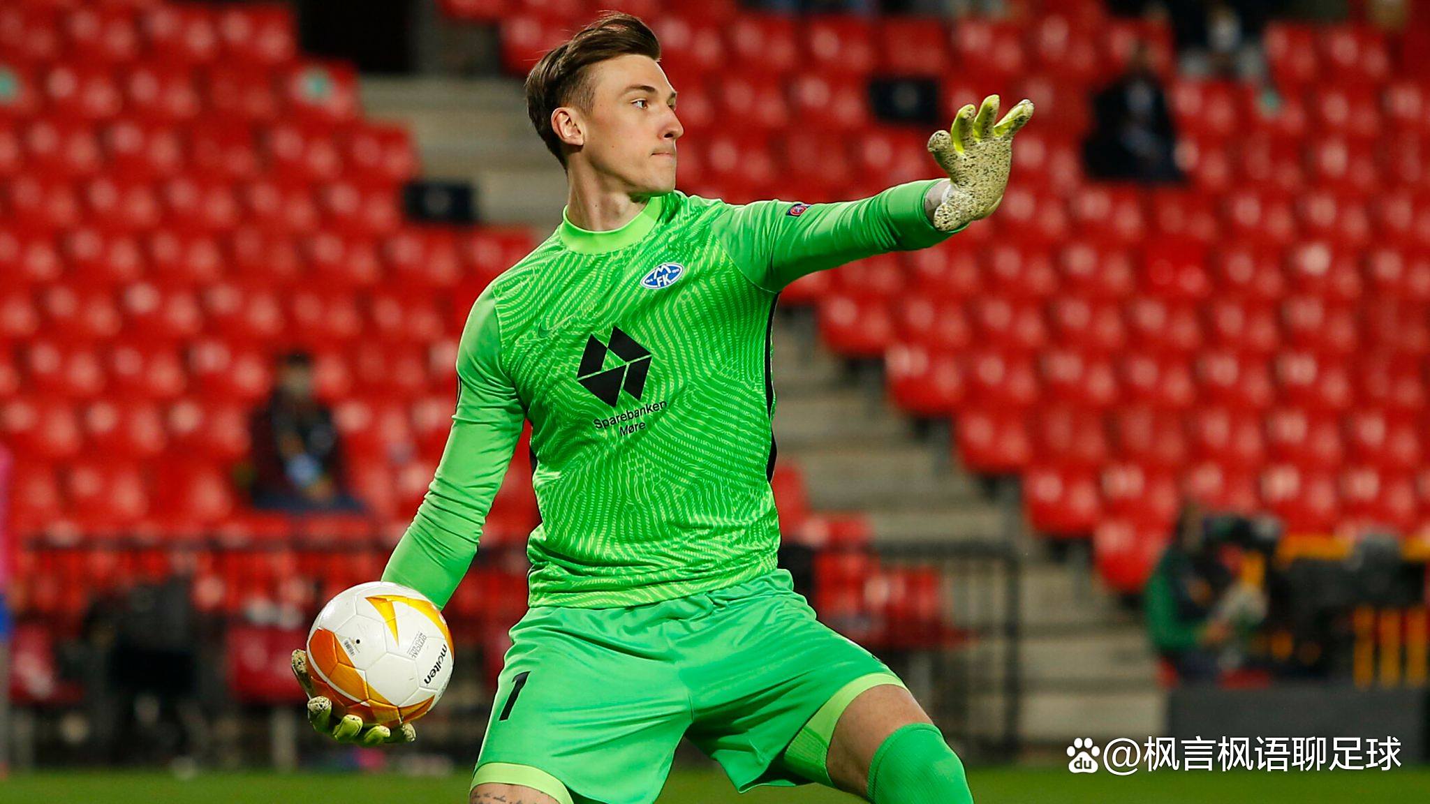 沃尔夫斯堡前锋创造出场纪录，成为俱乐部新传奇的简单介绍