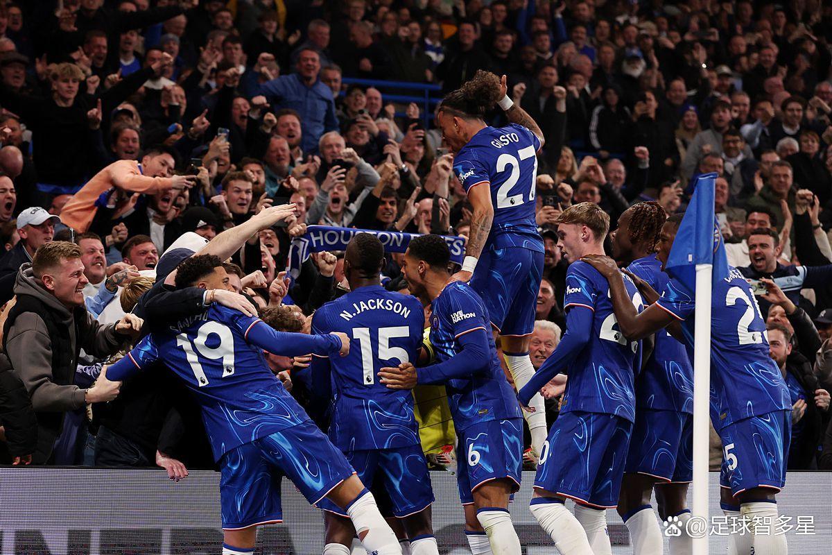 九游体育官方登录入口-热刺连续失利，球队状态低迷