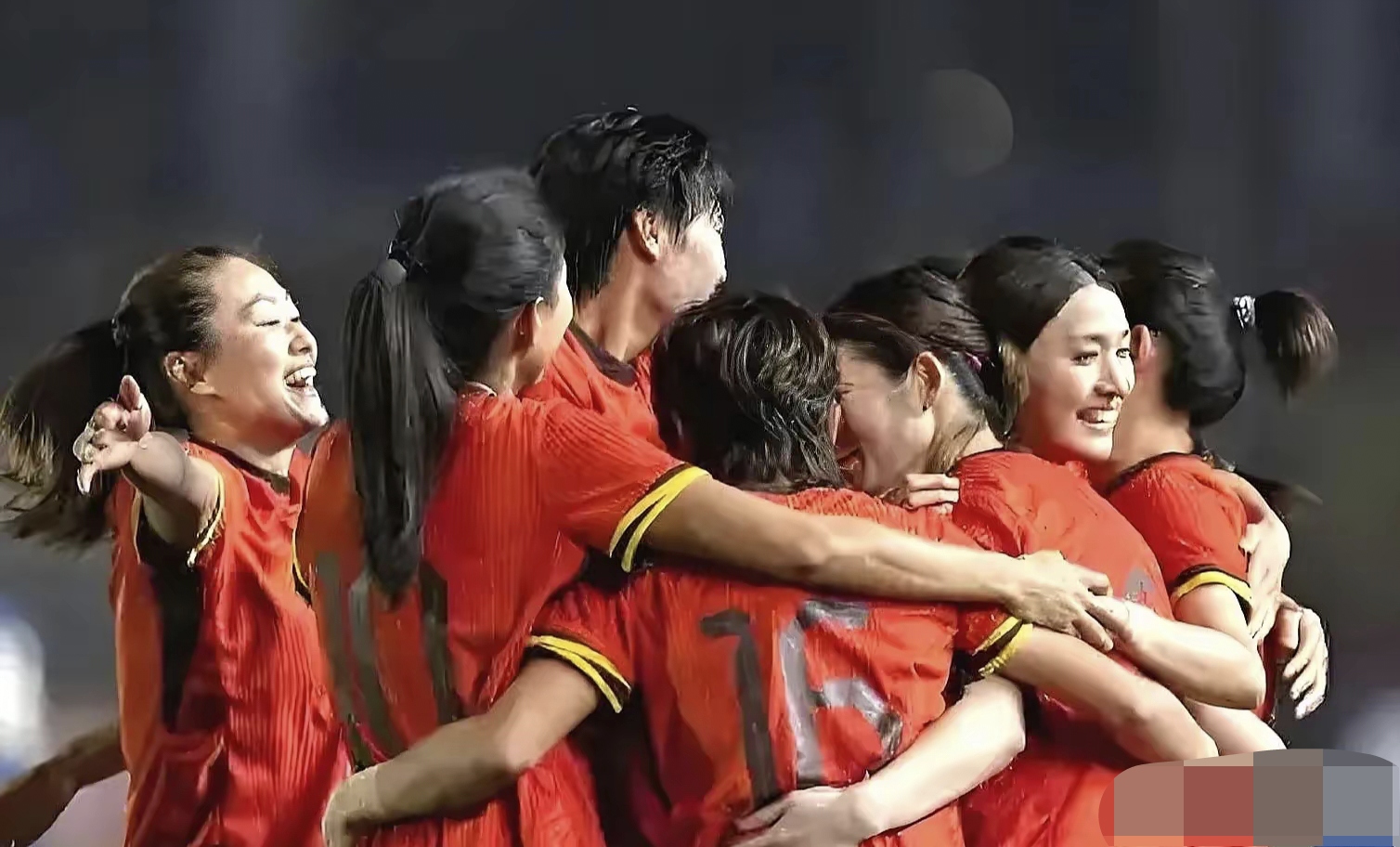 日本女足击败阿根廷女足，夺得胜利