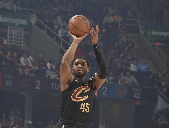 九游体育中国官网-关于克利夫兰骑士队斩获大胜，喜迎胜利的信息