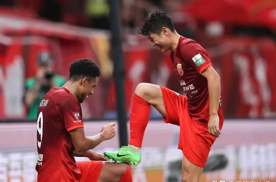 九游体育官网入口-球队凭借坚韧毅力，击败强劲对手