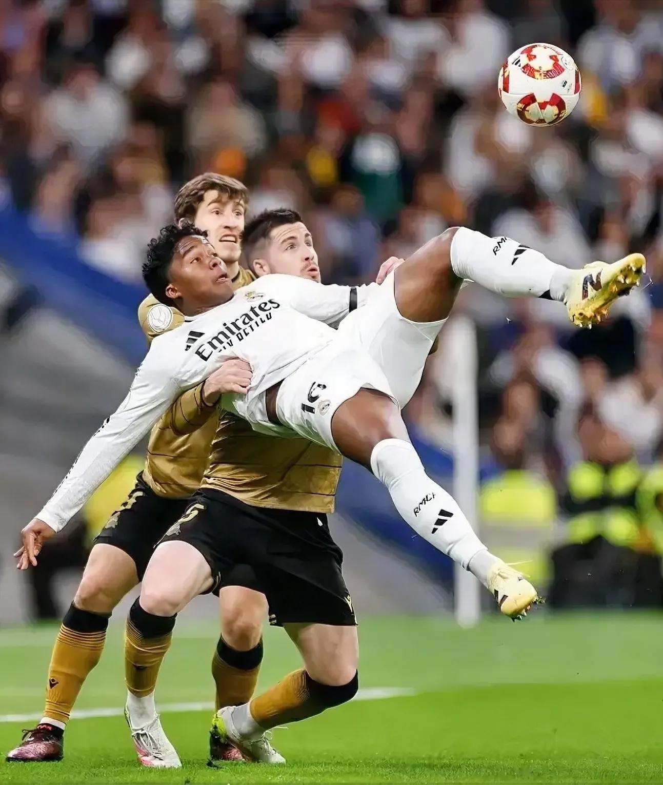 九游体育官方入口-马德里竞技大胜，皇家社会低迷连败